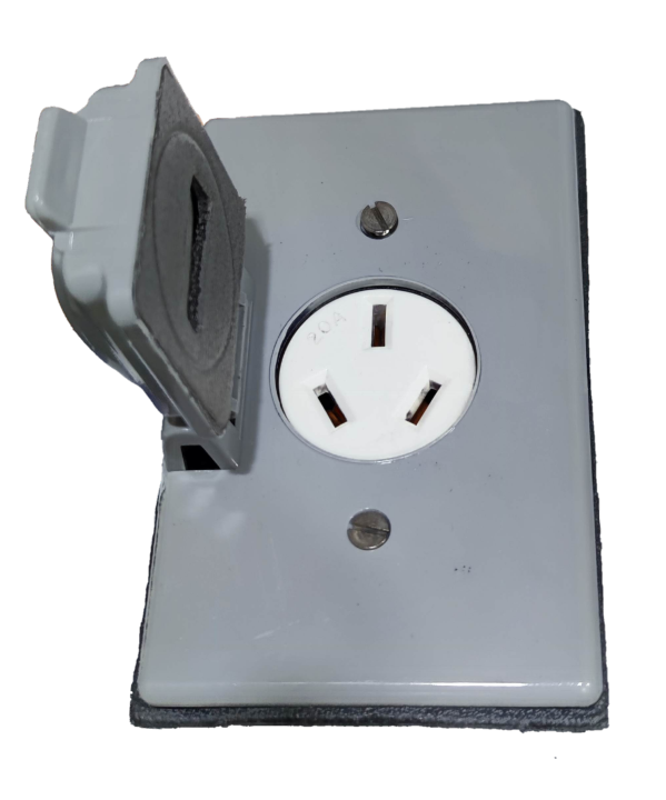 20A Range Outlet Type I Outlet with Weatherproof Cover ( Eagle