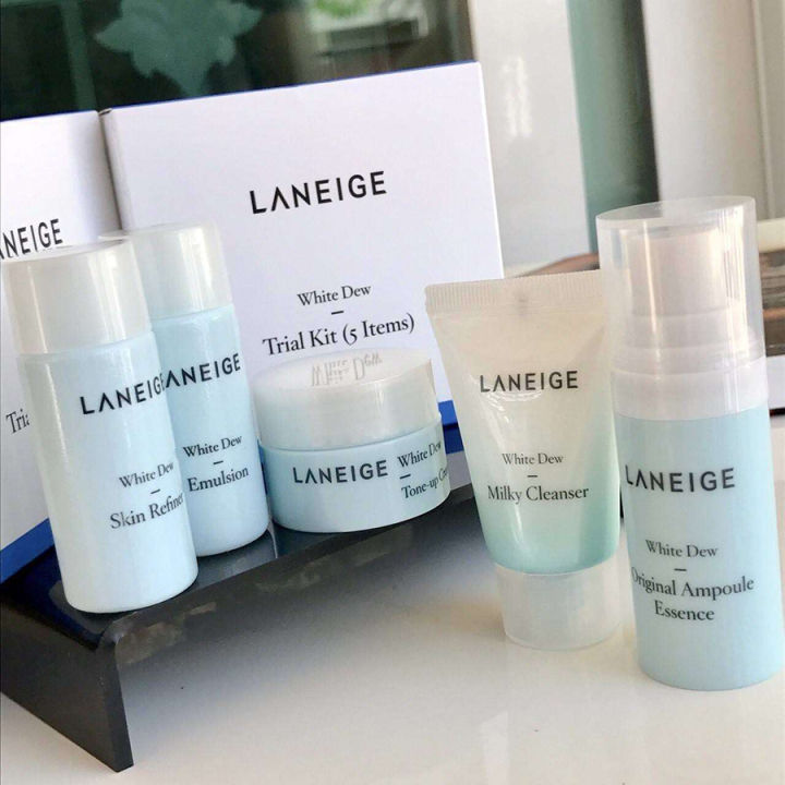 laneige-white-dew-trial-kit-5-items-ชุดบำรุงผิว-ครีมผิวขาว-เผยผิวสว่าง-ผิวขาว-กระจ่างใส-และช่วยให้ผิวชุ่มชื่น-สินค้าพร้อมส่ง