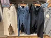 Uniqlo New Fashion version Ready-stock UNIQLO mens/womens workwear denim trousers (washed products) can be worn by both men and women 455498