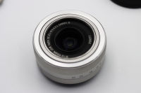 Panasonic Lumix G 12-32mm F/3.5-5.6 G Vario ASPH. Mega OIS Lens Silver, H-FS12032  Stepping AF Motor, โฟกัสภายใน  กันสั่น MEGA Optical ● ระบบ Micro 4/3 ● 24-64 มม. (เทียบเท่า 35 มม.) ● ช่วงรูรับแสง