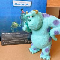 Monsters University Sullivan hand model blue fur