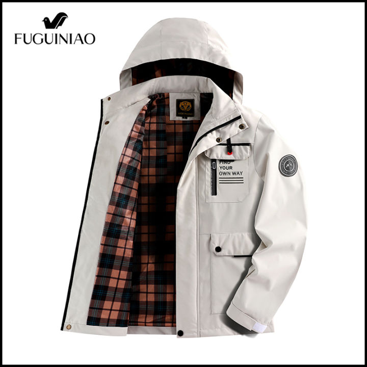 fuguiniao-แฟชั่นผู้ชายแจ็คเก็ตเสื้อกันลมสบายๆชายคลุมด้วยผ้ากลางแจ้งกันน้ำนิ่มเสื้อหนาวเสื้อผ้า