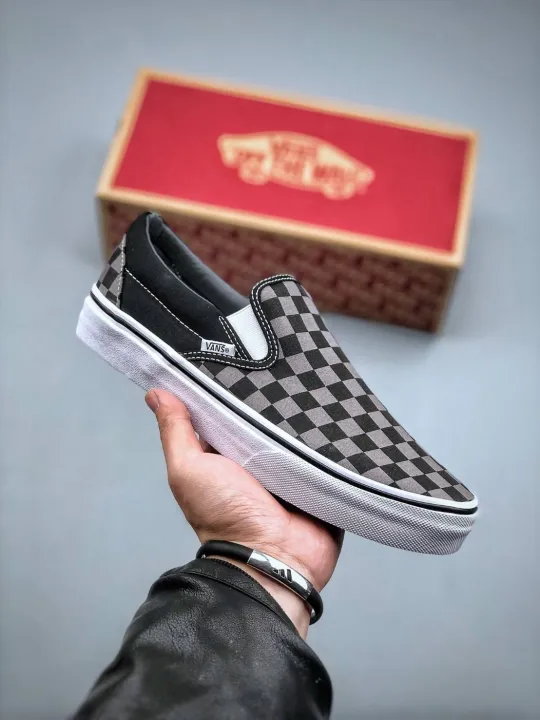 vans slip on 40