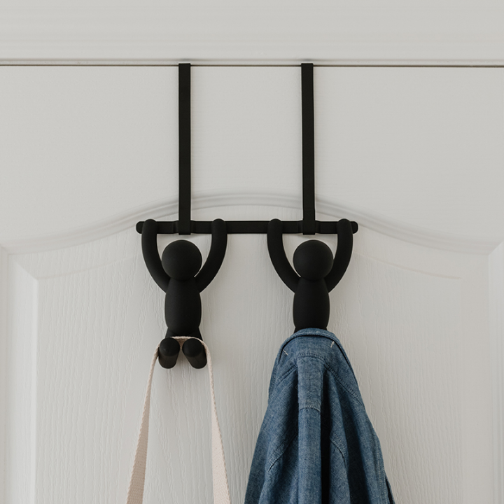 umbra-buddy-over-the-door-2-hook-ที่แขวนของหลังประตู-ไม่ต้องเจาะ-ที่แขวนเสื้อผ้า-ที่แขวนกระเป๋า-ที่แขวนผ้า-ตะขอแขวนของ-ตะขอแขวนหลังประตู