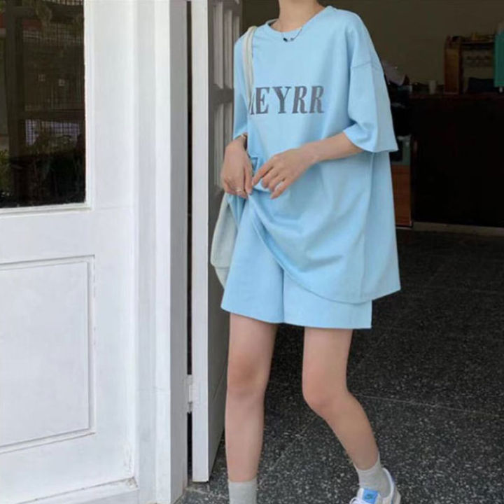ชุดเซ็ทผู้หญิงสไตล์เกาหลี-เสื้อแขนสั้น-กางเกงขาสั้น-เสื้อผ้าพิมพ์ลาย