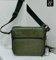 (แท้ ?%‼ from Factory) ไม่มีป้ายห้อยสีขาว Sullivan Flap Crossbody In Signature Canvas