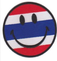 iron on patch Embroidery Happy Smiley Country flag Thailand 7.5 cm ใบหน้าที่ยิ้ม ธงชาติไทย ตัวรีด เย็บติดผ้าประเทศไทย โลโก้ปัก มีกาวสำหรับรีด ตกแต่งเสื้อผ้า