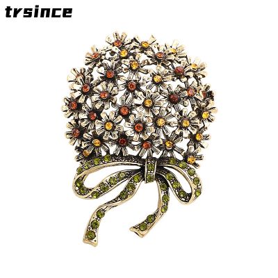 【YF】 Luxury Color Rhinestone Bow Brooch Alloy Personality Fashion Pin Clothing Accessories