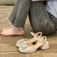 Mary Jane shoes with sandals outside women wear in the spring of 2023 the new fashionable retro diamond low heels woman