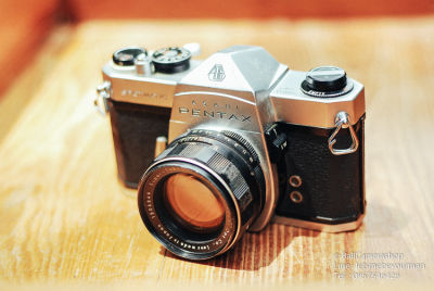 ขายกล้องฟิล์ม Pentax Spotmatic สุดยอดแห่งความ Classic ทนทาน ใช้ง่าย ถ่ายรูปสวย พร้อมเลนส์ Takumar 55mm F1.8