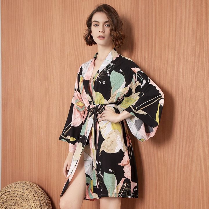 xiaoli-clothing-2023ฤดูใบไม้ผลิผู้หญิงผ้าไหมซาตินใหม่เสื้อคลุมบาง-comfort-สไตล์สดใสชุดนอนลายพิมพ์ลายดอกไม้-baju-tidur-seksi-ชุดใส่อยู่บ้านผ้าซาตินสำหรับผู้หญิง