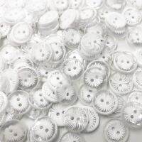 【CW】 50/100pc 14 mm 2 Holes WHITE Cat 39;s flowers button craft/sewing/baby lot PT208