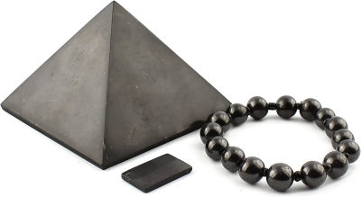 Heka Naturals Polished Shungite Pyramid (3 Inch), Stretchy Bracelet &amp; Rectangular Phone Plate | Home Decor Shungite Sticker Plate - Chakra Stones Healing Crystals Spiritual Jewelry