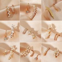 Trendy Bohemian Non-pierced earrings Crystal Rhinestone Ear Cuff Wrap Stud Clip Earrings Girls Personality Temperament Ear Clip Cuff Wrap Earrings INS Simple Metal Punk Earrings Party Ear Jewelry Gifts Accessories