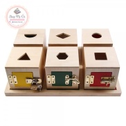 Bộ 6 hộp khóa có đồ vật và khay - Lock Box with objects and tray Set of 6