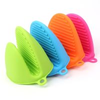 1 PCS Silicone Kitchen Organizer Insulated Heat Pot Clips Microwave Oven Gloves Hot Plate Clip Anti-scald Thicken Glove