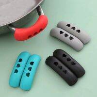 2pcs Silicone Pan Handl Cover Anti-scalding Protective Cover Love Hole Non-slip Heat Insulation Clips Kitchen Accessories Tools