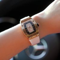 Fashionable pointer luminous new authentic womens watch inlaid with diamonds English waterproof silicone strap watch 〖WYUE〗