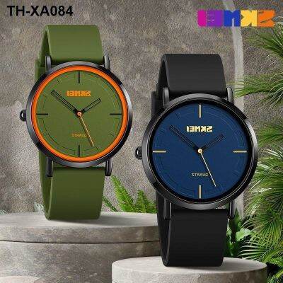 Moment beauty watch เทรนด์นักเรียนชายและหญิง 2023 ใหม่ ins simple sports นาฬิกาควอทซ์กันน้ำ
