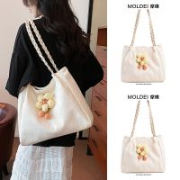 Summer white shoulder bag womens 2023 new all-match large-capacity commuting high-end niche design tote bag 【QYUE】