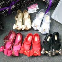 Spring and Autumn 2023 New Girls Shoes Bowknot Middle Kids Sandals Princess Shoes Childrens Baby Peep-toe shoe