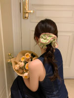 Floral Scrunchie โดนัทมัดผมดอกไม้ โดนัทมัดผมลายดอก แฮนด์เมด เกรดพรีเมียม ยางรัดผม เส้นผ่าศูนย์กลาง 15ซม