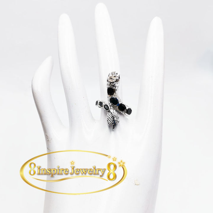 inspire-jewelry-แหวนฝังพลอยตามแบบเท่านั้น-มีให้เลือกคือ-แหวนกังหันล้อมเพชรสามชั้น-แหวนพลอยนิลล้อม-แหวนพญานาคฝังพลอยนิล-แหวนพลอยทับทิม