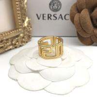 【คลังสินค้าพร้อม】แหวน Versace ดั้งเดิมแฟชั่นเครื่องประดับแหวนอเนกประสงค์แหวนแบรนด์คุณภาพสูง