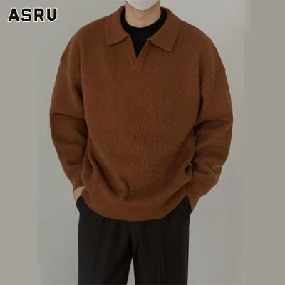 ASRV เสื้อกันหนาว ผช เสื้อกันหนาว ผู้ชาย สเวตเตอร์ชาย sweaters for men เสื้อสเวตเตอร์คอปกวินเทจสำหรับผู้ชายเสื้อถักคอวีหนาชุดลำลองแขนยาวทรงหลวมใหม่