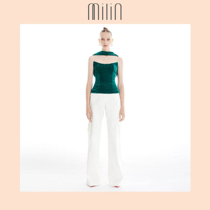 milin-draped-panel-detailing-at-scoop-neckline-with-velvet-top-เสื้อคอทรงโค้งผ้ากำมะหยี่ทรงเข้ารูปพอดีตัวตกแต่งดีเทลชิ้นคอแบบจับจีบ-zealous-top