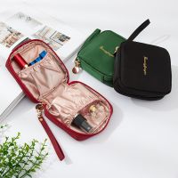 New Fashion Women Cosmetic Bag Zipper Pouch Cute Handbag Lipstick Brush Makeup Bag Makeup Pouch Makeup Case