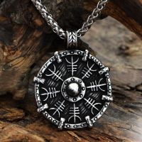 Vintage Nordic Mens 316L Stainless Steel Viking Shield Compass Pendant Necklace Punk Mens Scandinavian Amulet Jewelry