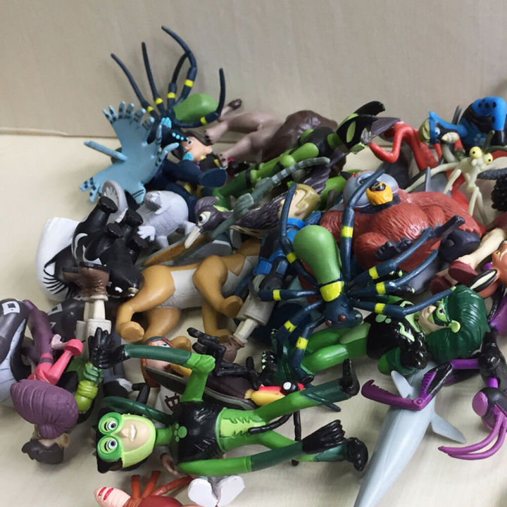 toys-runners-swimmers-jumpers-defenders-figures-characters-animal