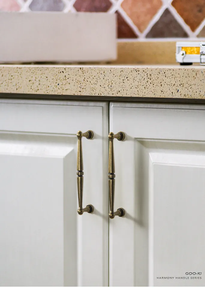 Traditional Vintage Antique Yellow Bronze Cabinet Handles Kitchen Cupboard  Pulls Drawer Knobs Kitchen door handles and knobs