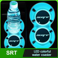 แผ่นถ้วยน้ำไฟ Led หลากสีเสื่อกรูฟ Selimut Mobil ถาดรองแก้วน้ำสำหรับรถ SRT