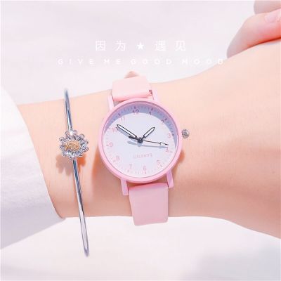 （A Decent035）Simple RoundCartoonCasual Wrist WatchesStrap Fashion ClockWristwatch For Women Gift