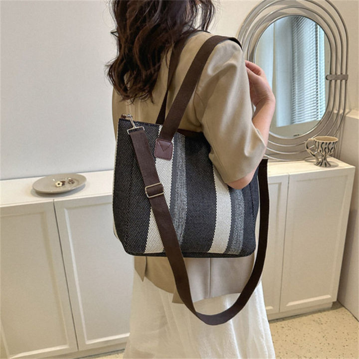 trendy-shoulder-bag-versatile-crossbody-bag-korean-style-shoulder-bag-small-square-sling-bag-fashion-canvas-handbag