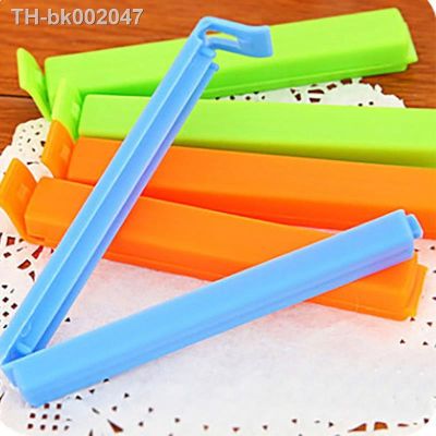 ﹉▩✵ 10/8/6Pcs 11cm Portable Kitchen Storage Food Snack Seal Sealing Bag Clips Sealer Clamp Plastic Bag Clips Tool Random Color