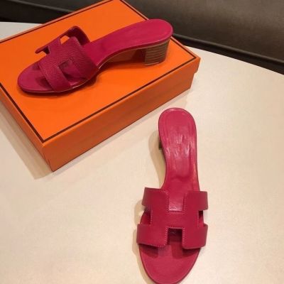 2023 spring new mid-heel slippers womens outerwear full leather H drag womens all-match slippers outerwear travel beach shoes slides