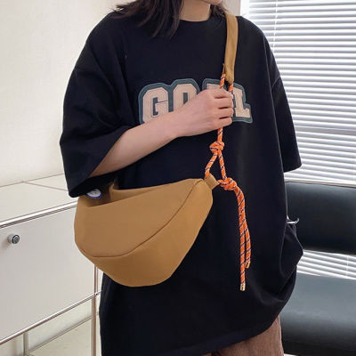 koreafashionshop(KR1870) กระเป๋าสะพายข้างผ้าไนล่อน สายเชือก