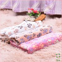 Ayla ผ้าห่ม ชนิดผ้ากำมะหยี่ พิมพ์ลายอุ้งเท้าแมวน่ารัก สำหรับสัตว์เลี้ยง Pet blanket [A619]