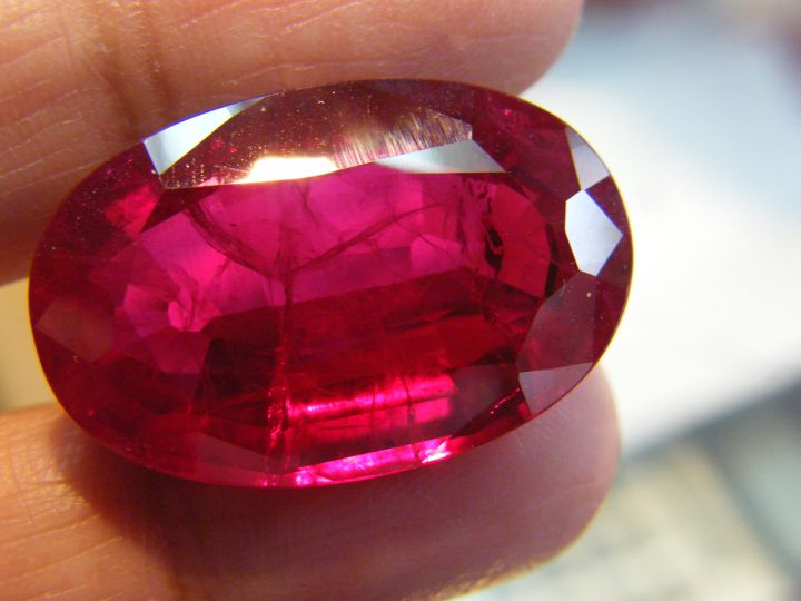 ทับทิม-lab-made-ทับทิม-ของเทียม-สีแดง-oval-shape-man-made-created-ruby-15x22-mm-top-gemstone-1-pieces