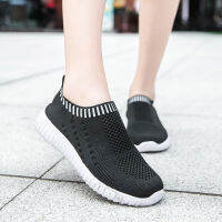 2021 Light Sneakers Women Running Shoes Breathable Mesh Black Slip-On Walking Sports Flats Big Size 36-43 For Mother Gift