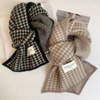 ผู้หญิงที่เรียบง่าย Houndstooth ผ้าพันคอแฟชั่นคลาสสิกฤดูหนาวที่อบอุ่นถักผ้าพันคอคออุ่นสำหรับคู่นักเรียน