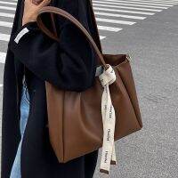 Autumn and winter large-capacity bags 2023 new bags womens bags fashionable commuter shoulder bags college students class tote bags 【JYUE】