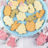 Maya 8ชิ้น/เซ็ต DIY Cartoon biscuit แม่พิมพ์คุกกี้คริสต์มาสเครื่องตัดพลาสติก ABS แม่พิมพ์คุกกี้เครื่องมือตกแต่งเค้ก