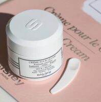 SISLEY Neck Cream 50ml. บำรุงเพื่อช่วยให้ผิวดูกระชับขึ้นอย่างต่อเนื่อง ผิวนุ่มนวลชวนสัมผัส