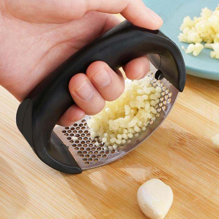 stainless-steel-garlic-press-manual-arc-garlic-masher-creative-ginger-garlic-chopping-tools-handheld-crusher-kitchen-gadgets-graters-peelers-slicers