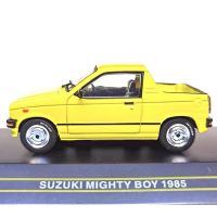 โมเดล1:43รถ Suzuki Mighty Boy 1985ของเล่นแบบจำลองรถจากโลหะอัลลอยด์รถกระบะแบบคงที่ของที่ระลึกงานอดิเรกของเด็กของขวัญ