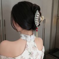 【YF】 National Pearl Grab Clip  for Women Girl Tassel Fan Head Hairpin Headgear Shark Hair Accessories